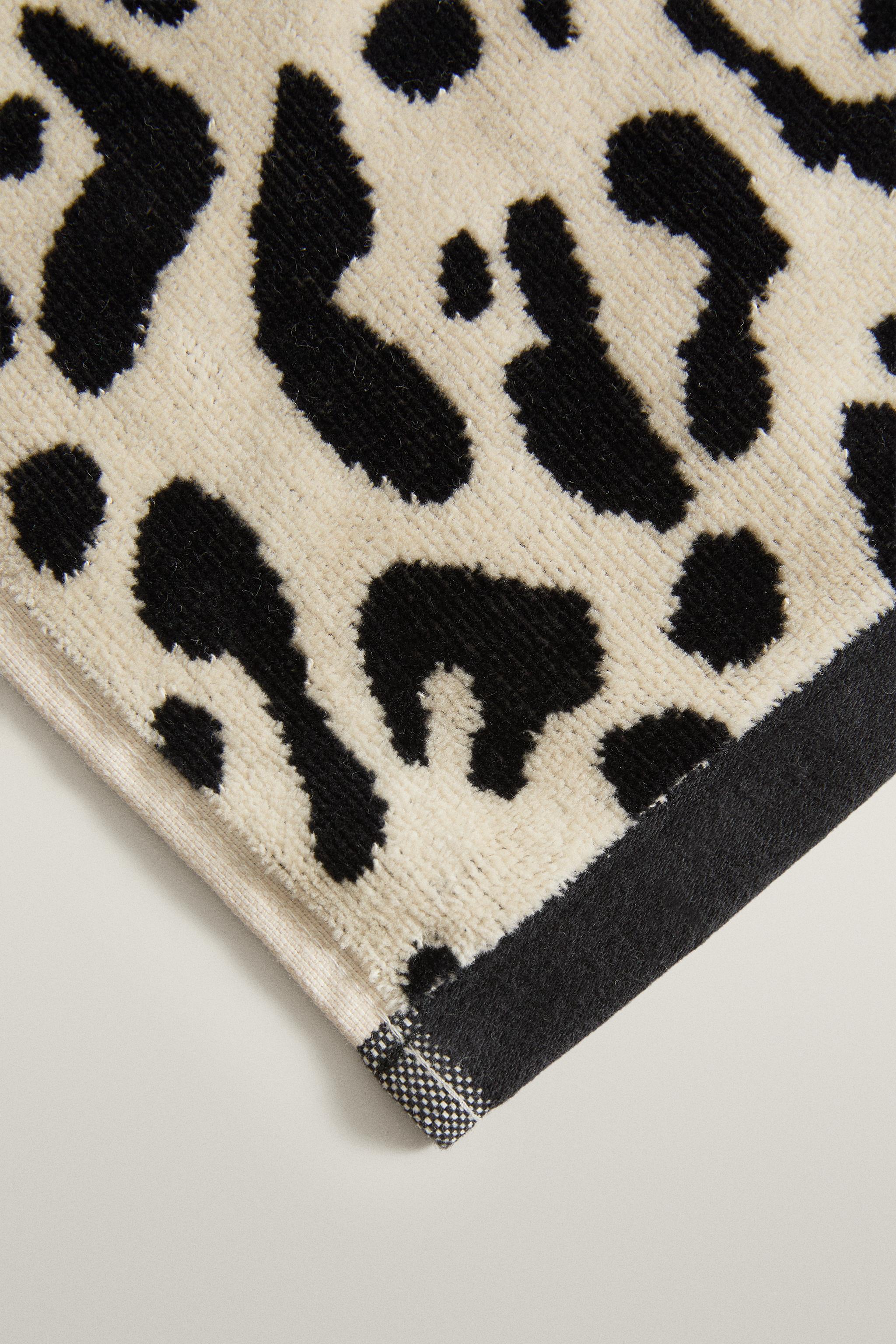 SERVIETTE DE BAIN VELOURS IMPRIMÉ ANIMAL